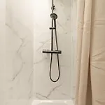 Cite Des Fleurs Paris17- Cozy Junior Onebedroom-4p 아파트